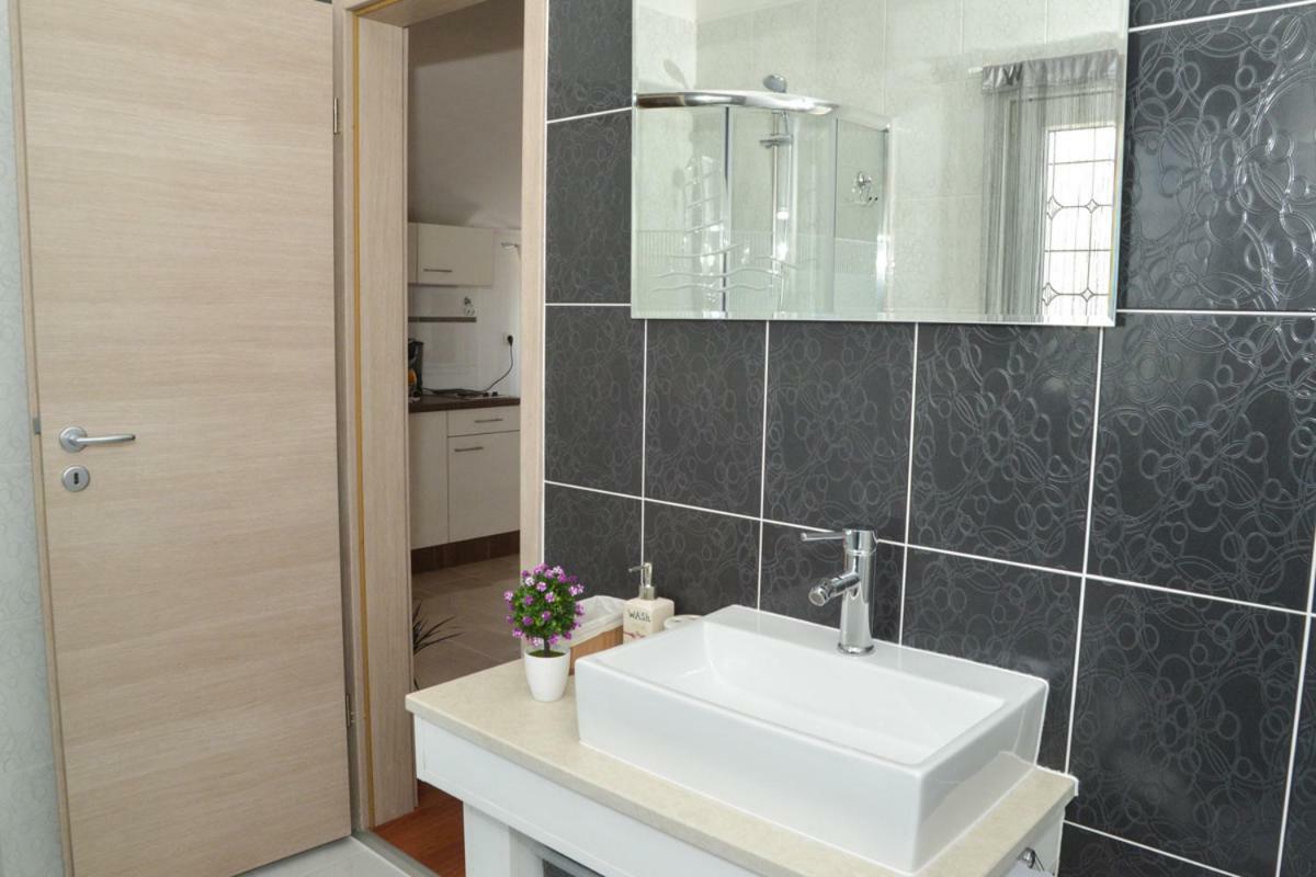 Apartment Antonio Задар Екстер'єр фото